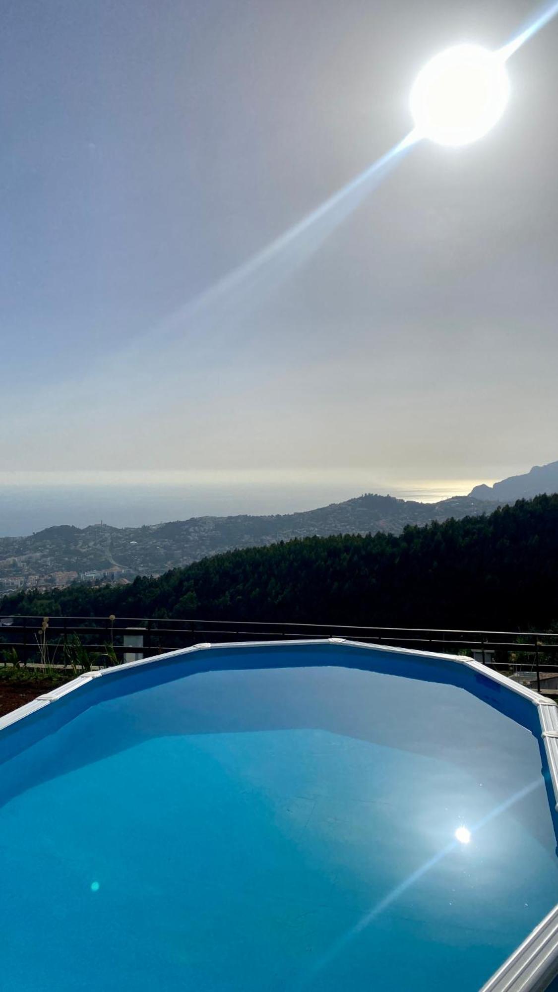 Studio Geek Villa - Open Space - 5M From 5 Top Attractions - Pool All Year Round, Dining Pergola, Barbecue - Funchal Matrix Holiday Home المظهر الخارجي الصورة