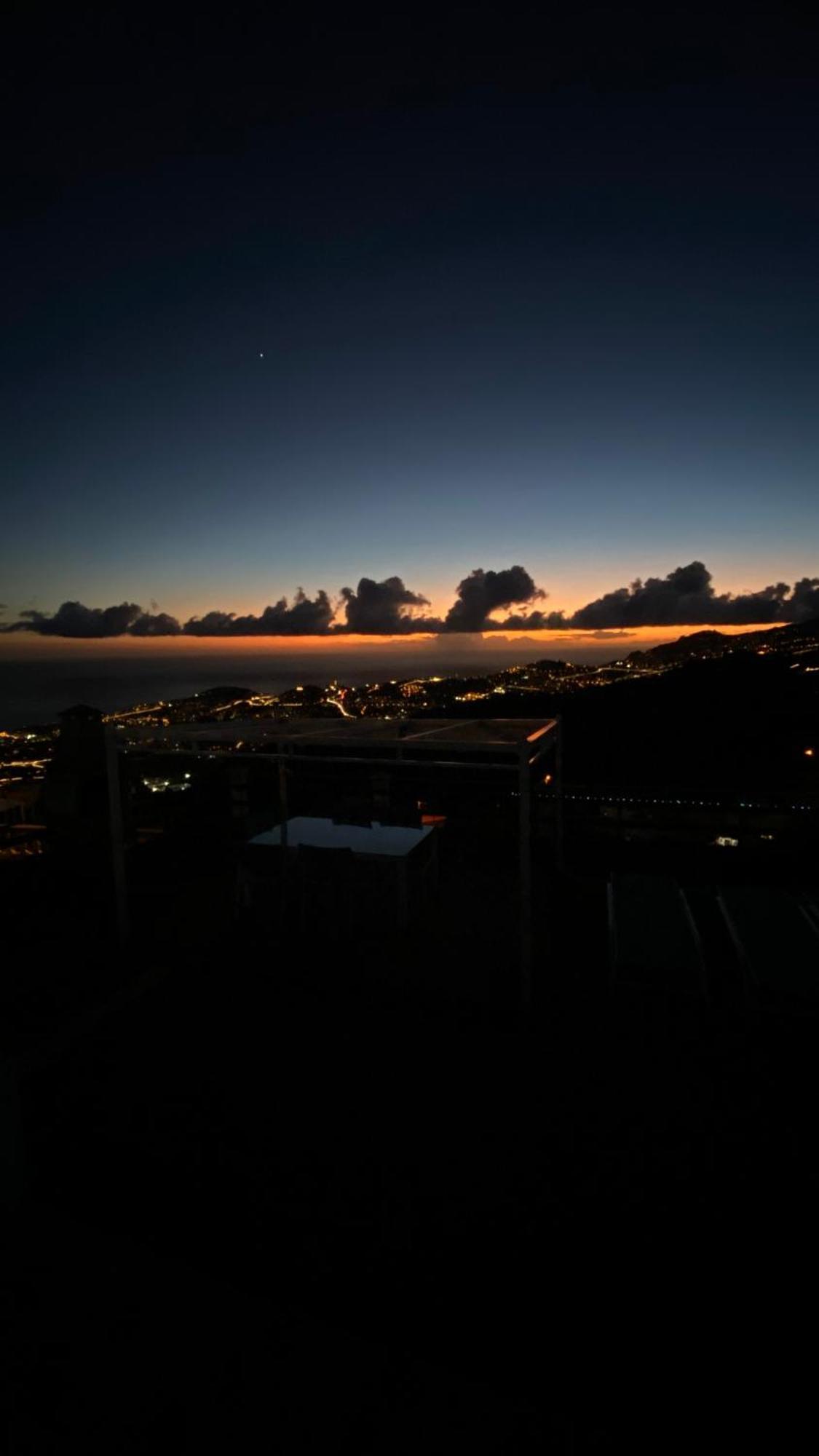 Studio Geek Villa - Open Space - 5M From 5 Top Attractions - Pool All Year Round, Dining Pergola, Barbecue - Funchal Matrix Holiday Home المظهر الخارجي الصورة